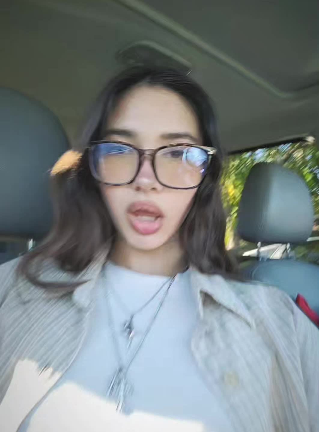 @www.akucjj