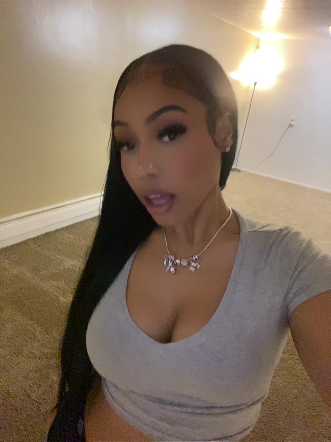 @⠀kyra lee🌹