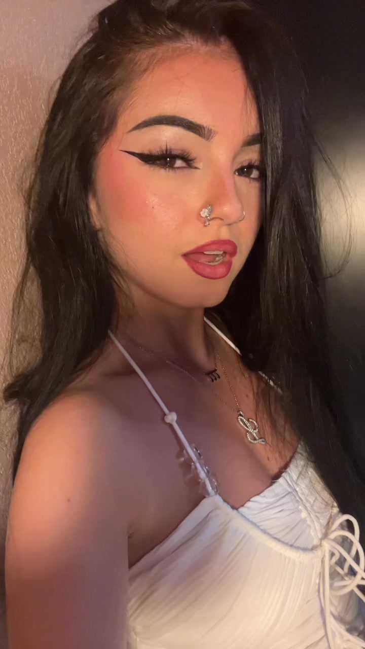 @L7🫦