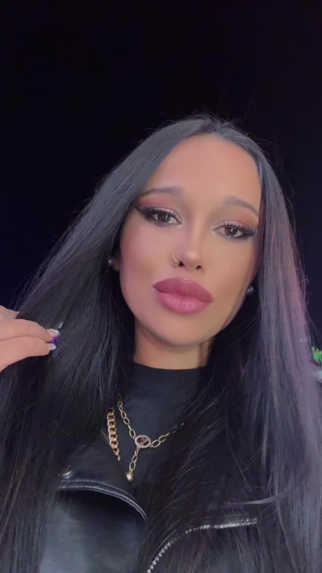@🦋_Reby_🦋