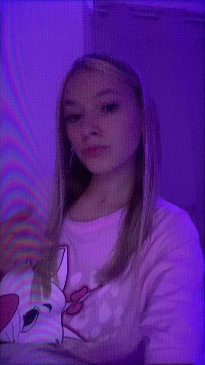 @🫶🏼