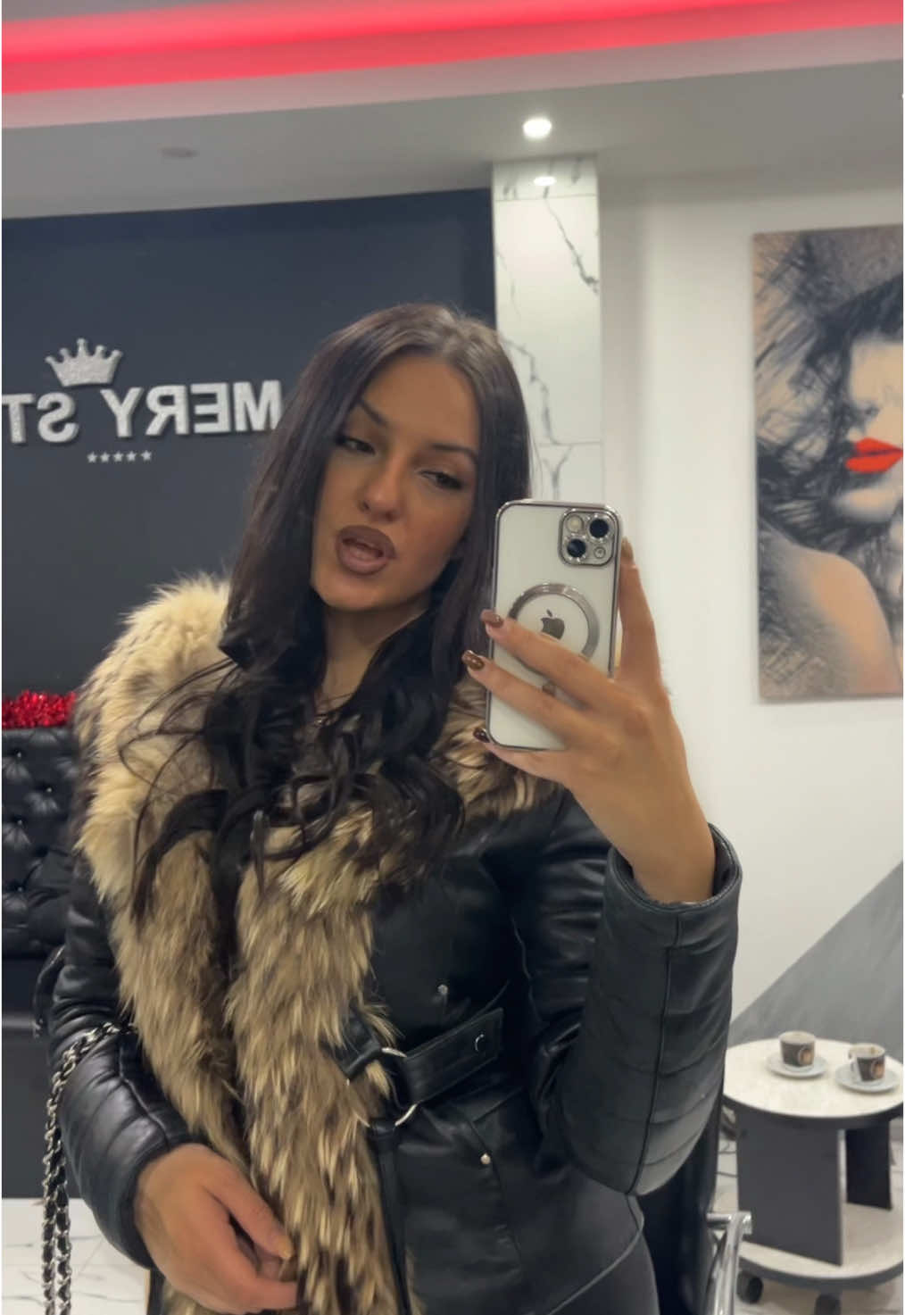 @минела🫧