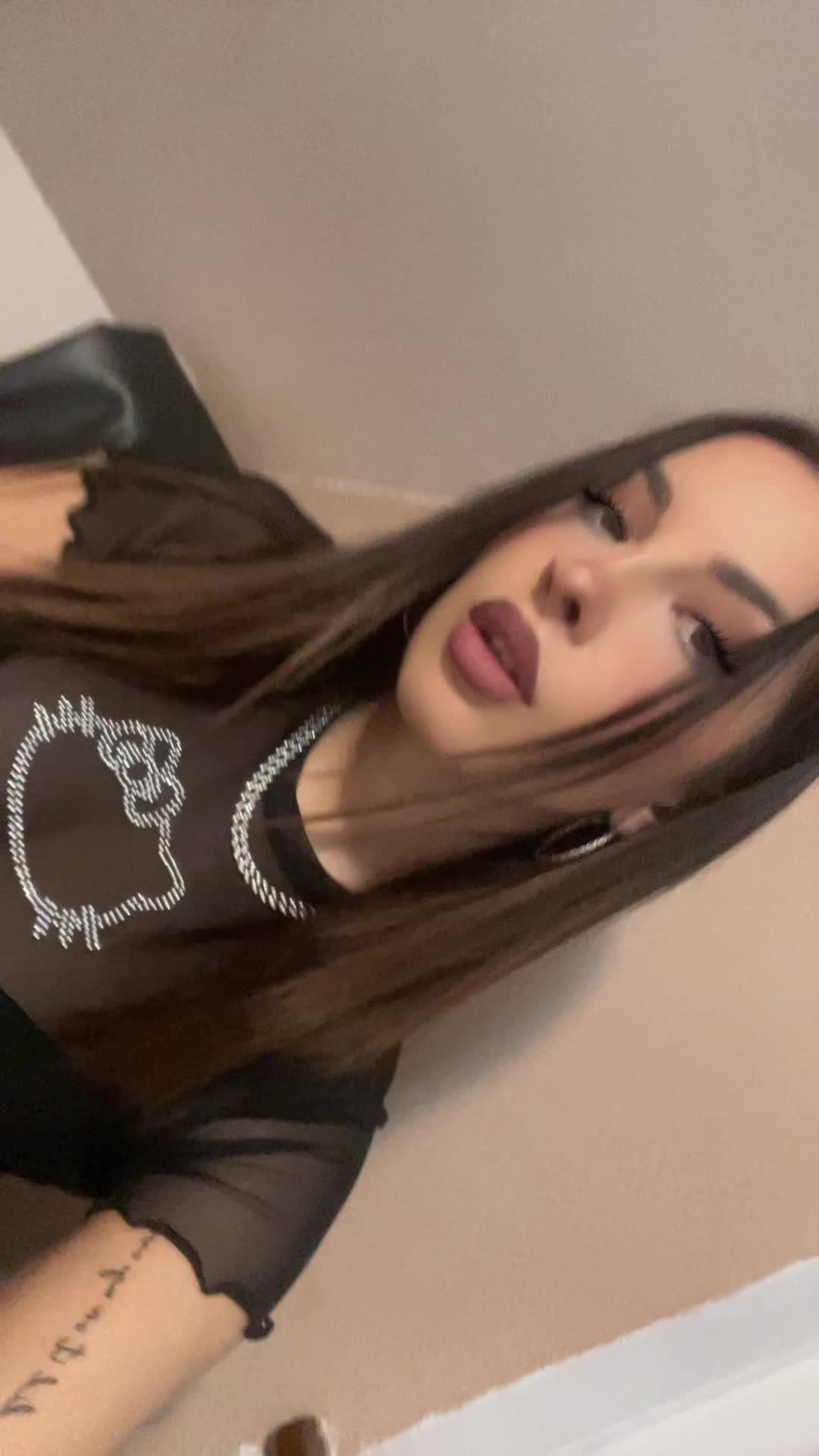 @andjela