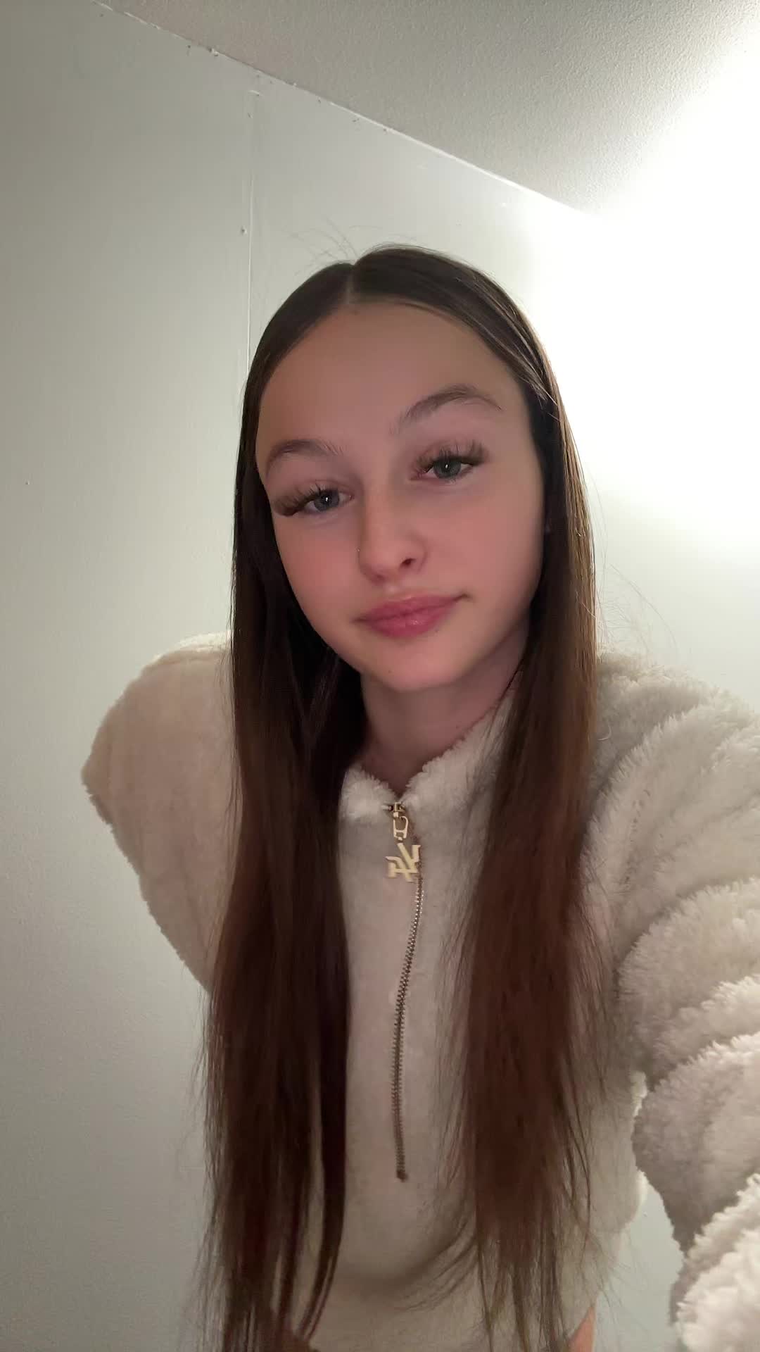 @𝐿𝑒𝓍𝒾 𝒫𝓇𝒾𝒸𝑒 💎🌺