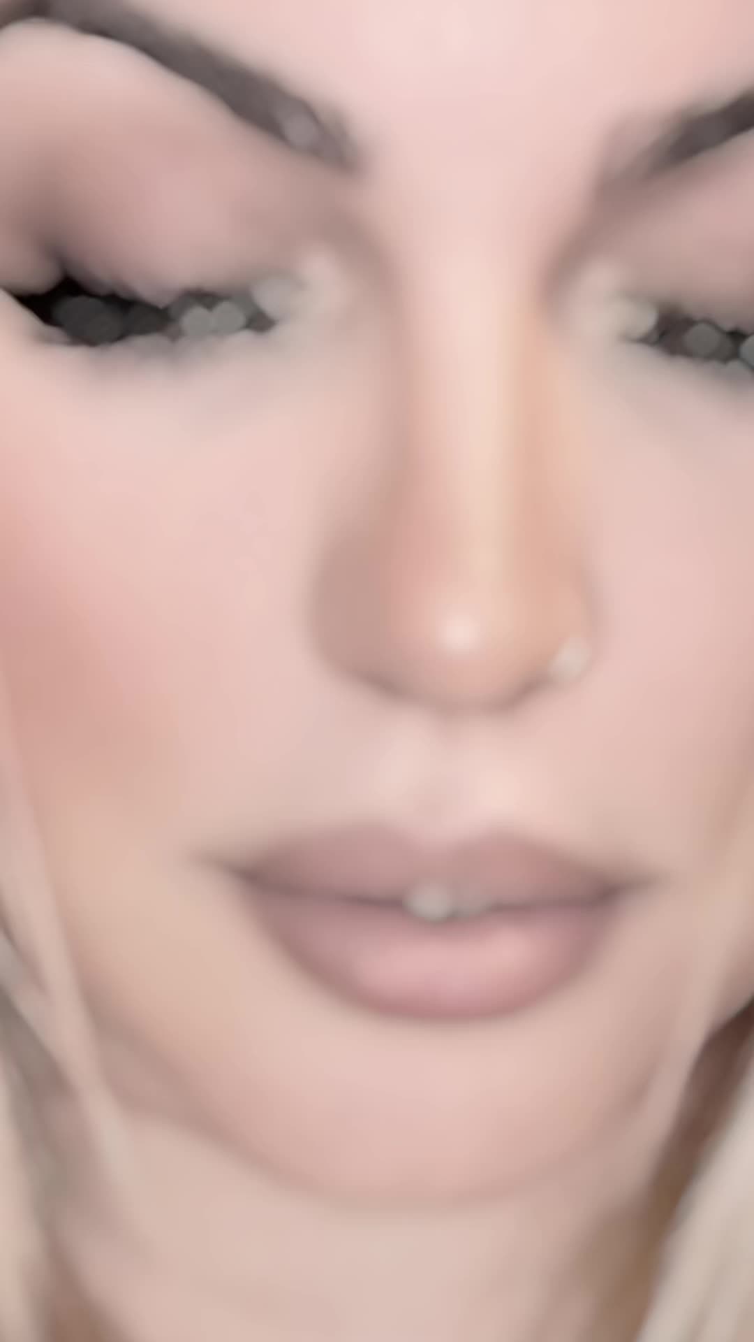 @🤍🖤✨Eşťřęłł&iuml;ťą_łąřųbįą✨🖤🤍