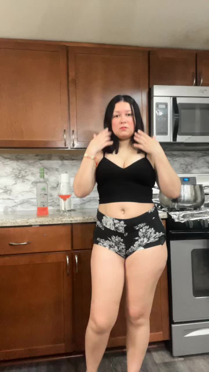 @🍒🍒Ingrid V&aacute;squez🇸🇻