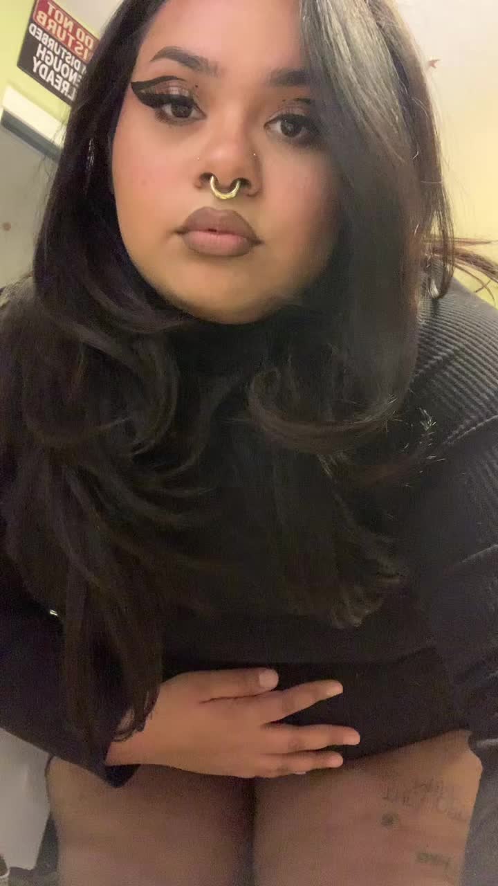 @Domonique