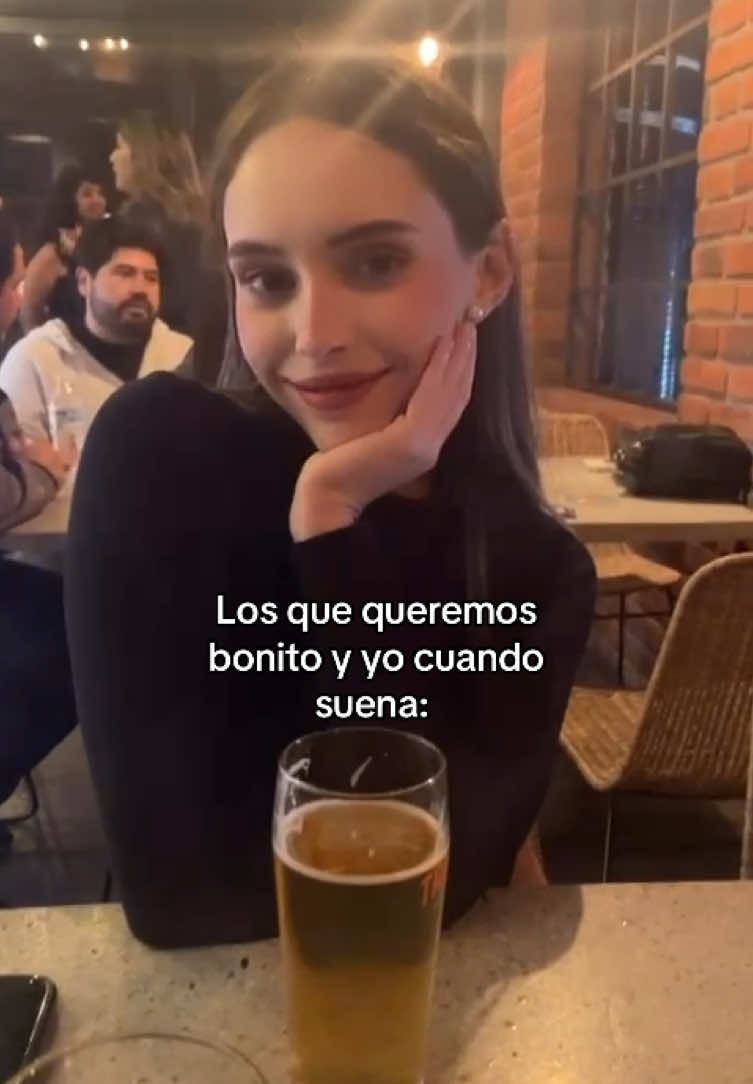 @Evelia