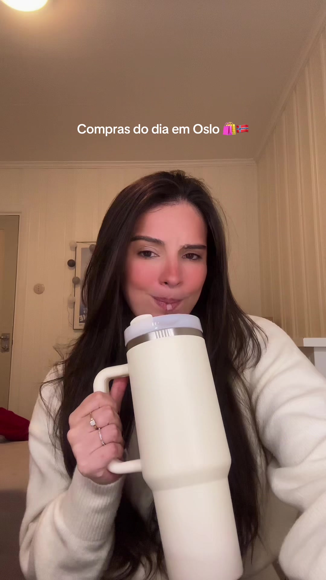 @Giullia Ferreira 🇧🇷🇳🇴