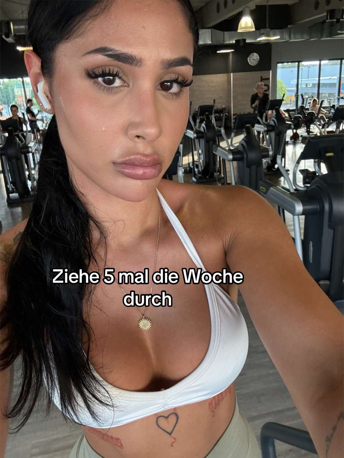 @Selinesra
