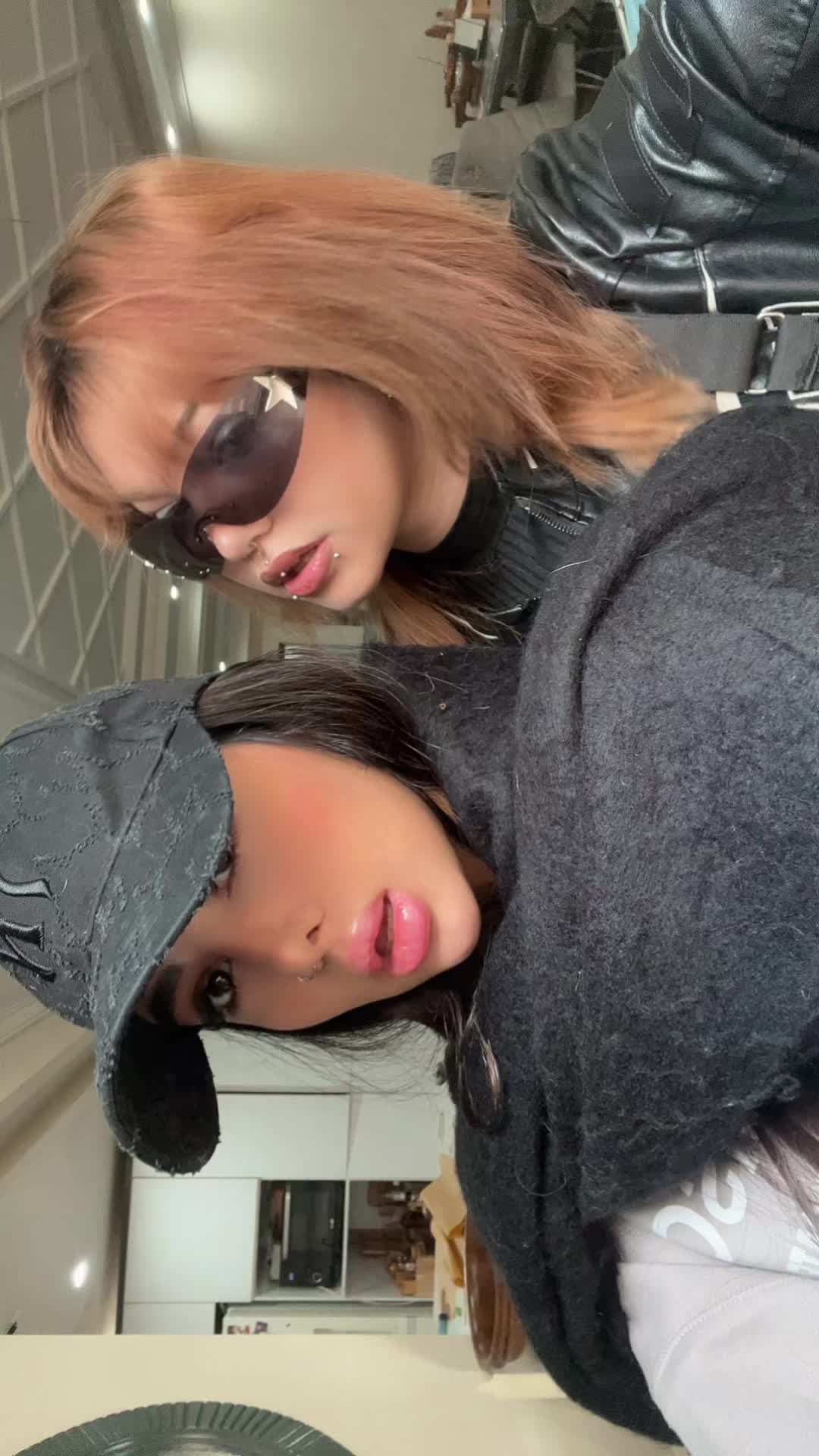 @donyaafsharr