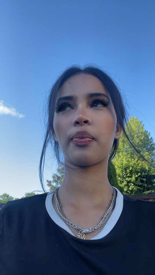 @🦢