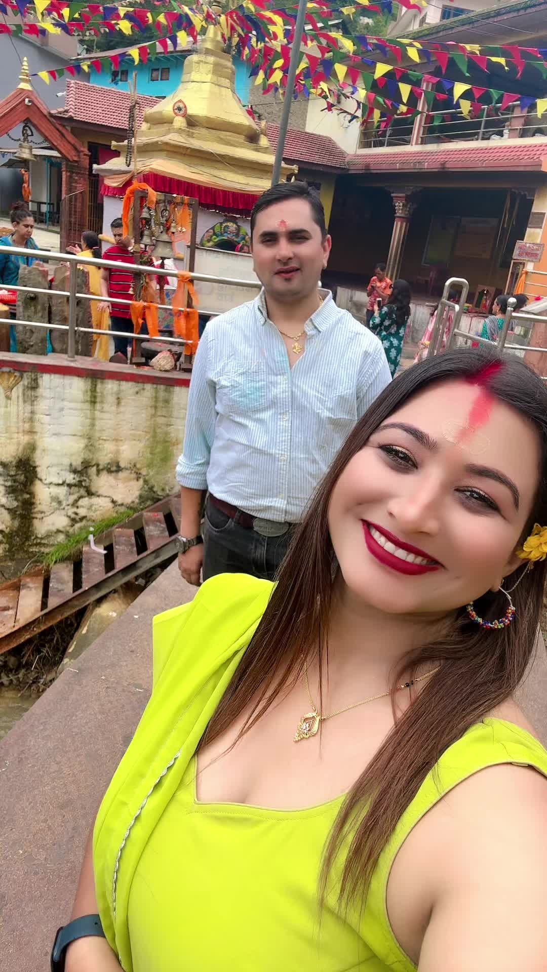 @थापाकाजीको छोरी ( महारानी )🧿