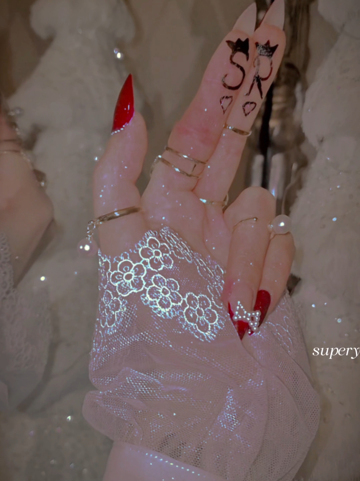 @Superyll⭐