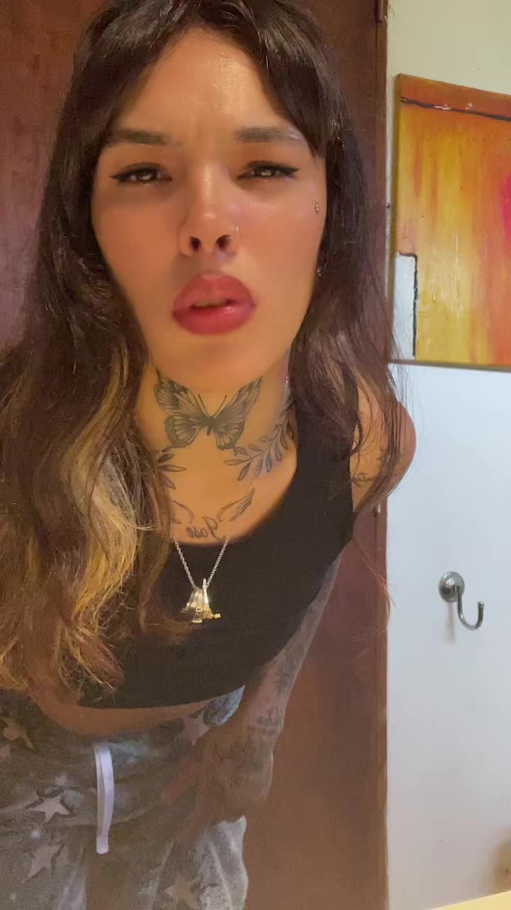 @Carolina cisnero🖤