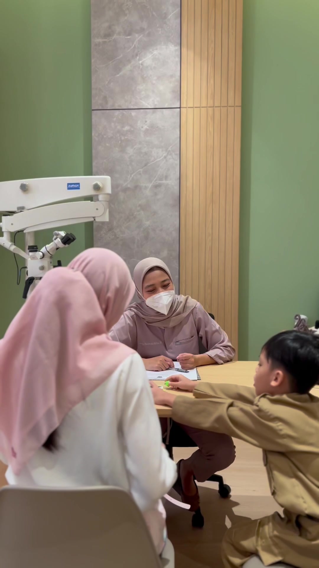 @dentalux.id