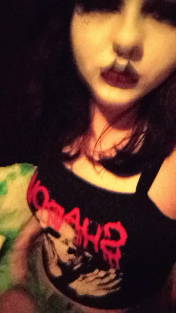 @🧟&zwj;♀️🪦REILYNN🪦🧟&zwj;♀️