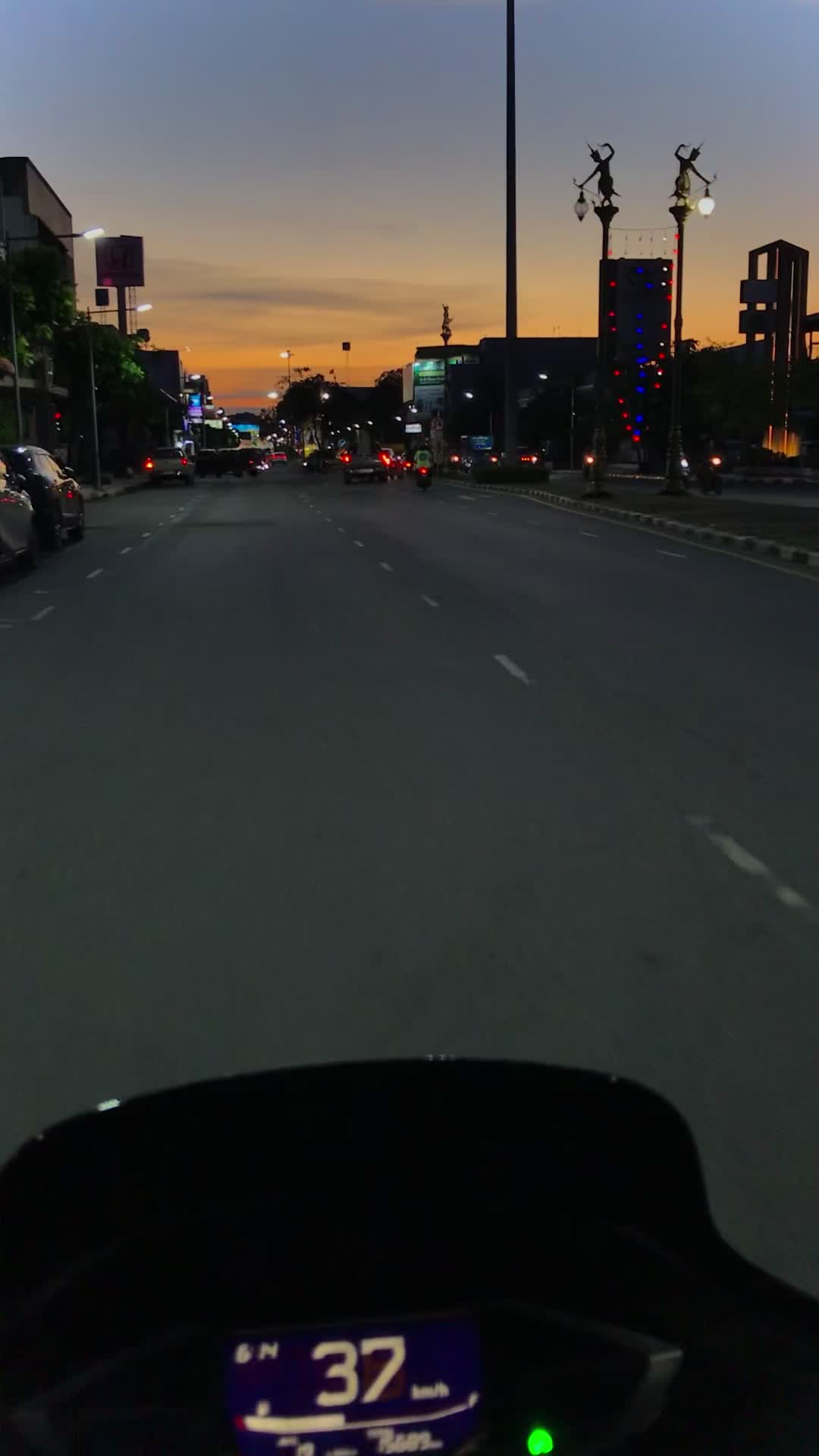@เธรดดดด