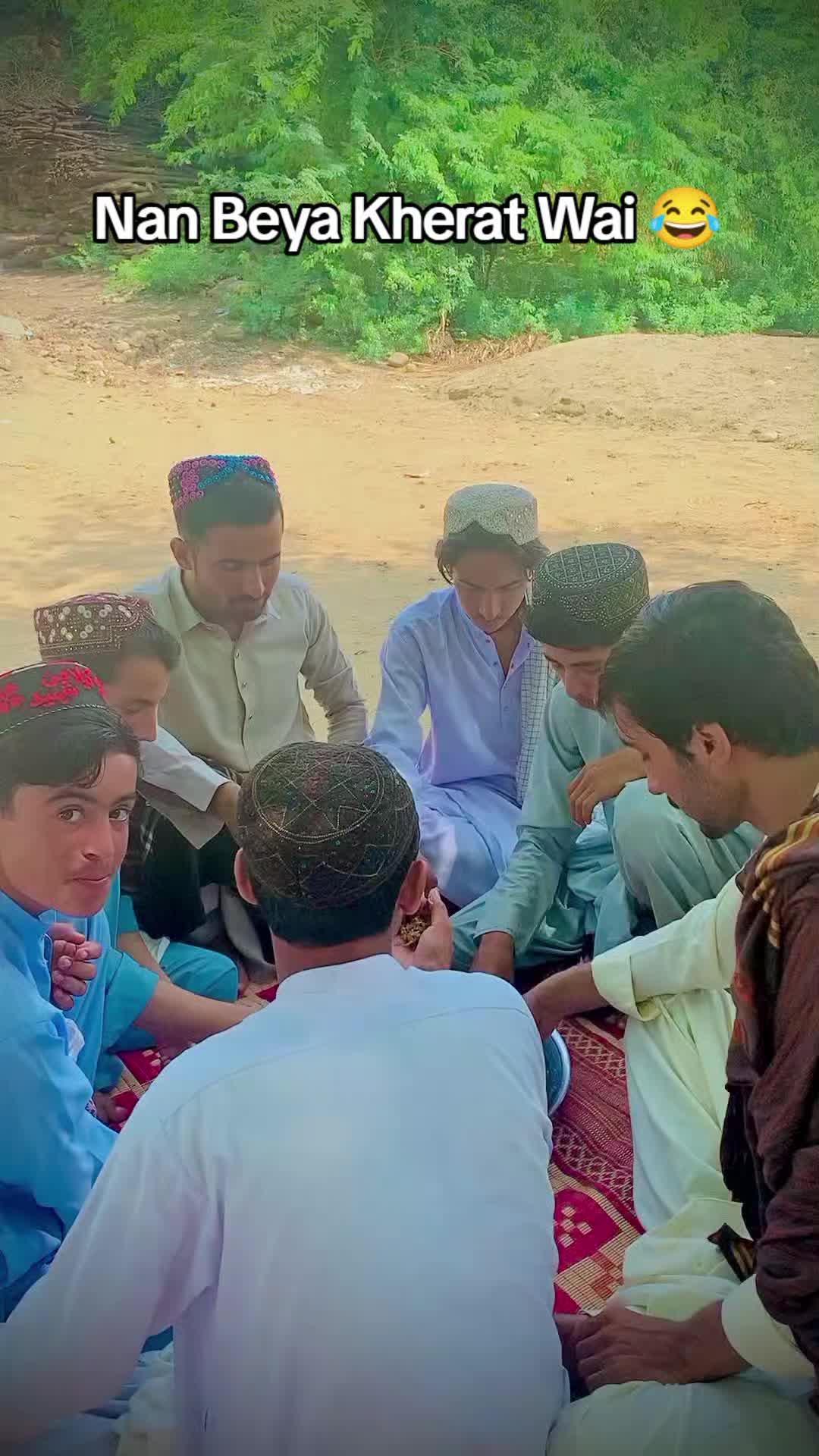 @2 مخ عی خلگ