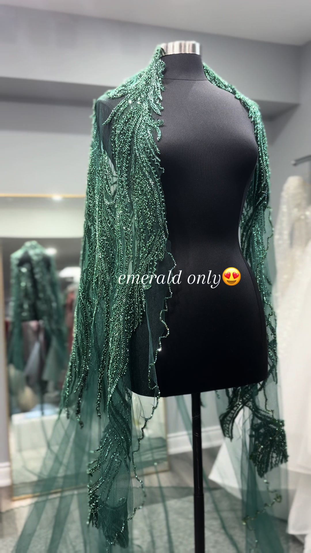 @Emerald Couture Dress Inc.