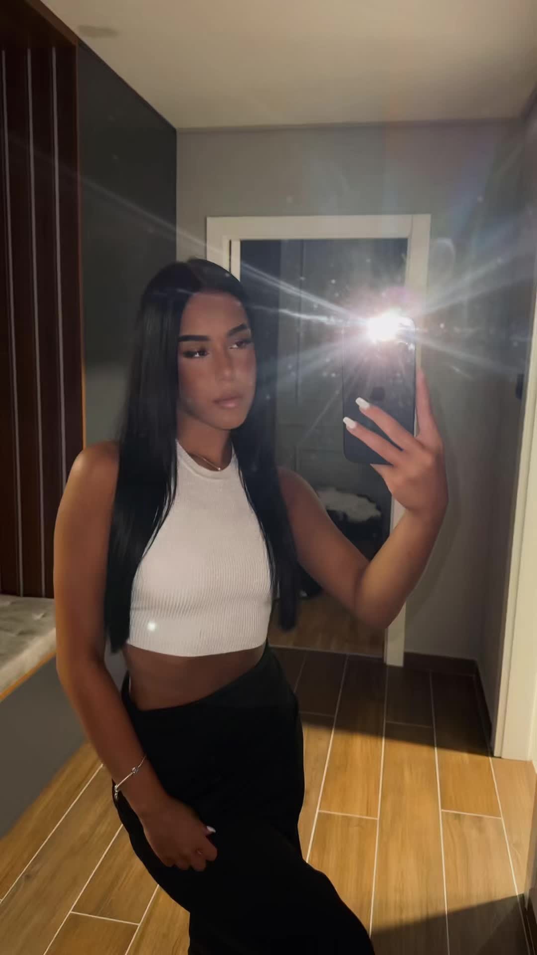 @ᴀɴᴀ