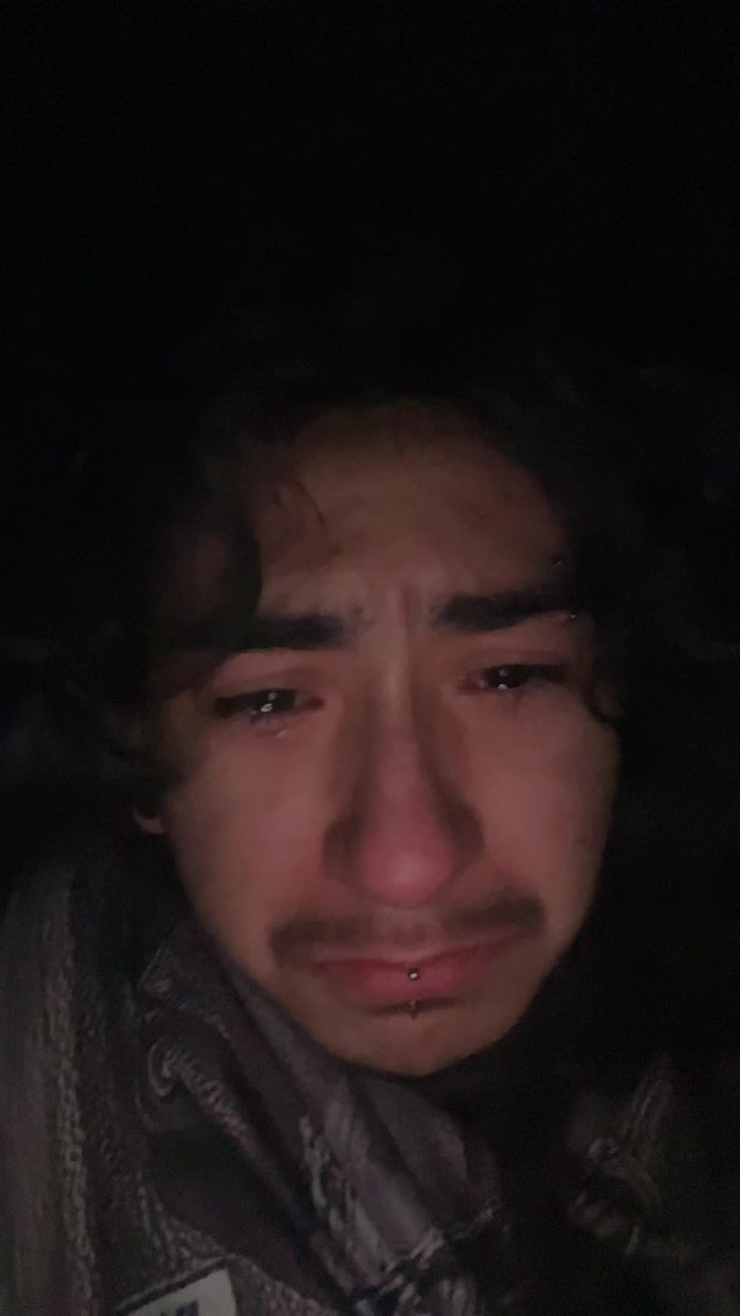 @anselll