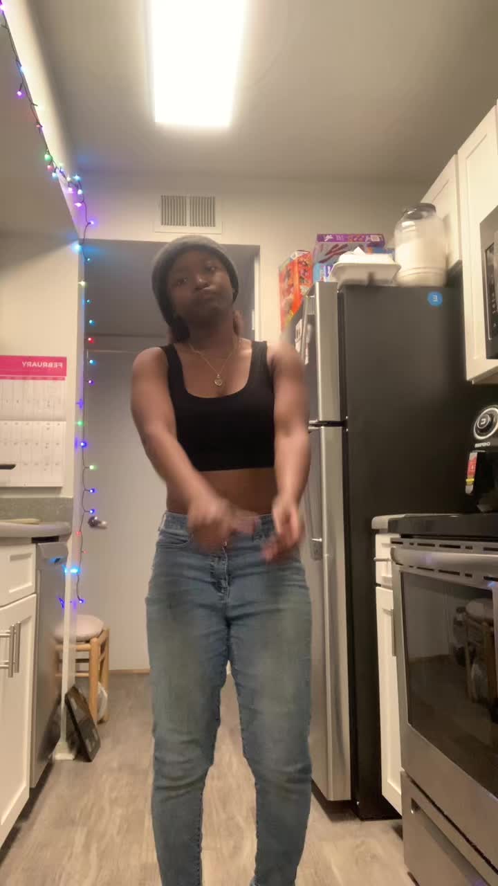 @Kjones_dancer