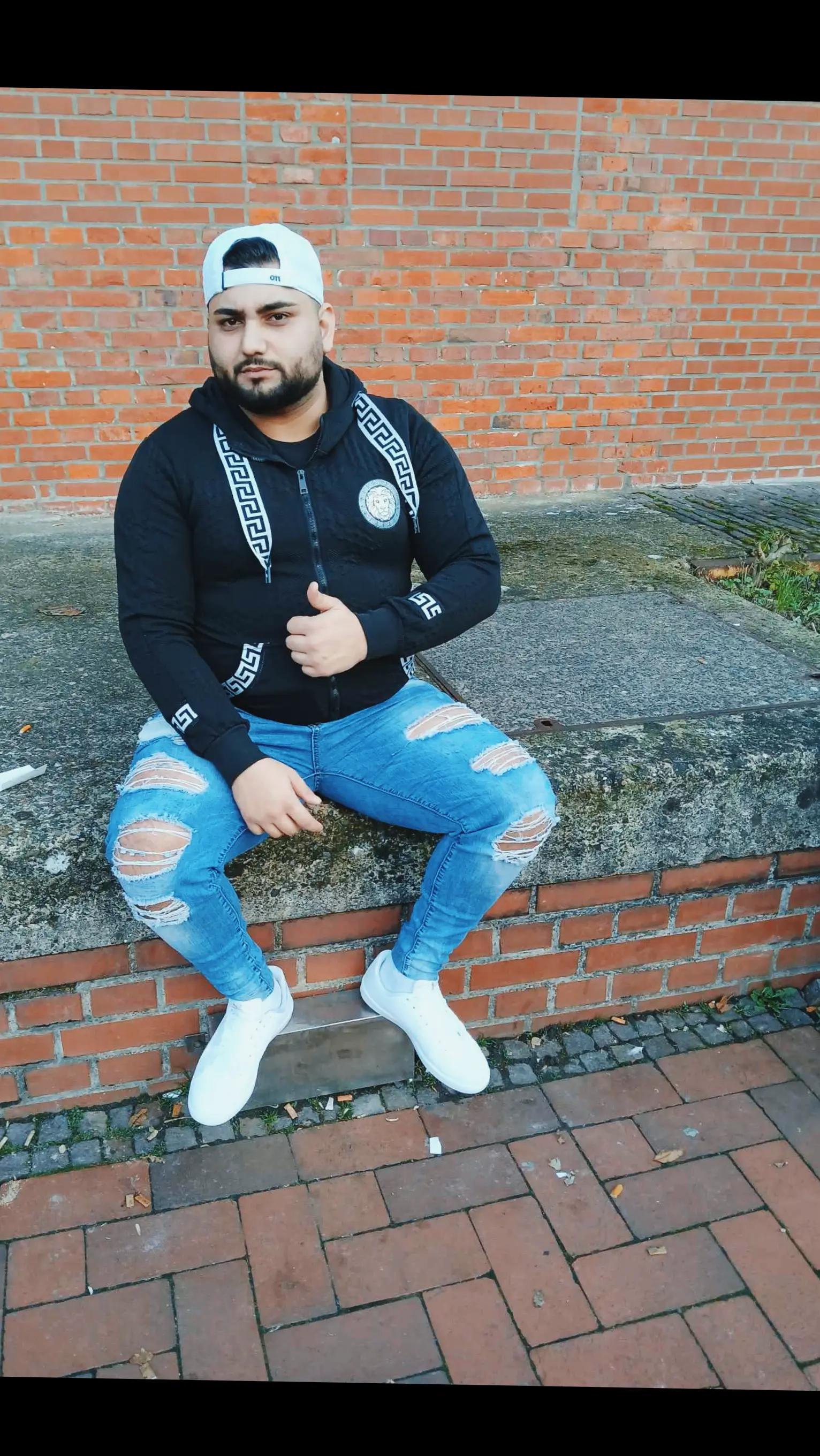 @$ÃMÏŔ $ÄMŸ︻̷┻̿═━一🤜🏽