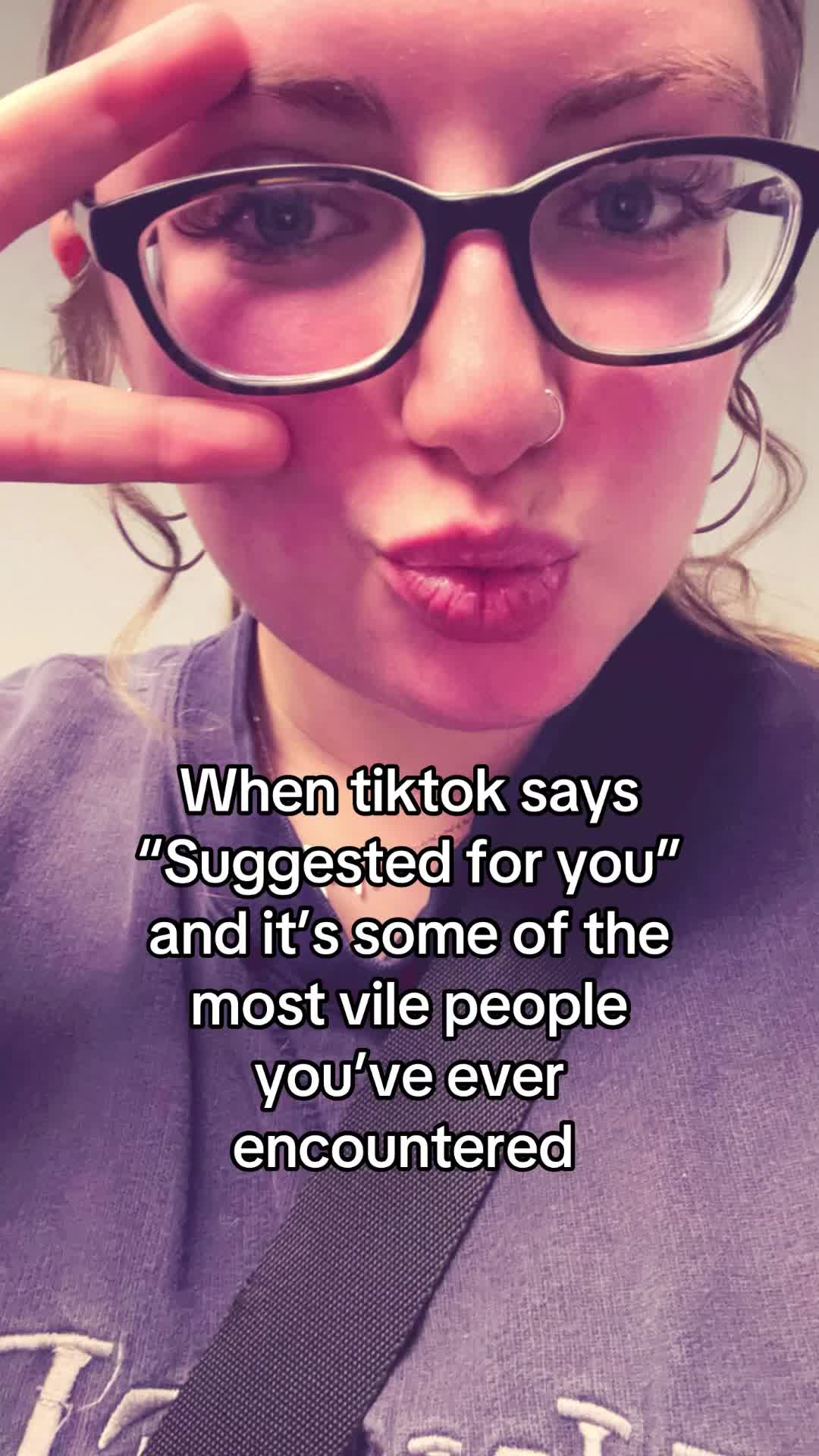 @mo