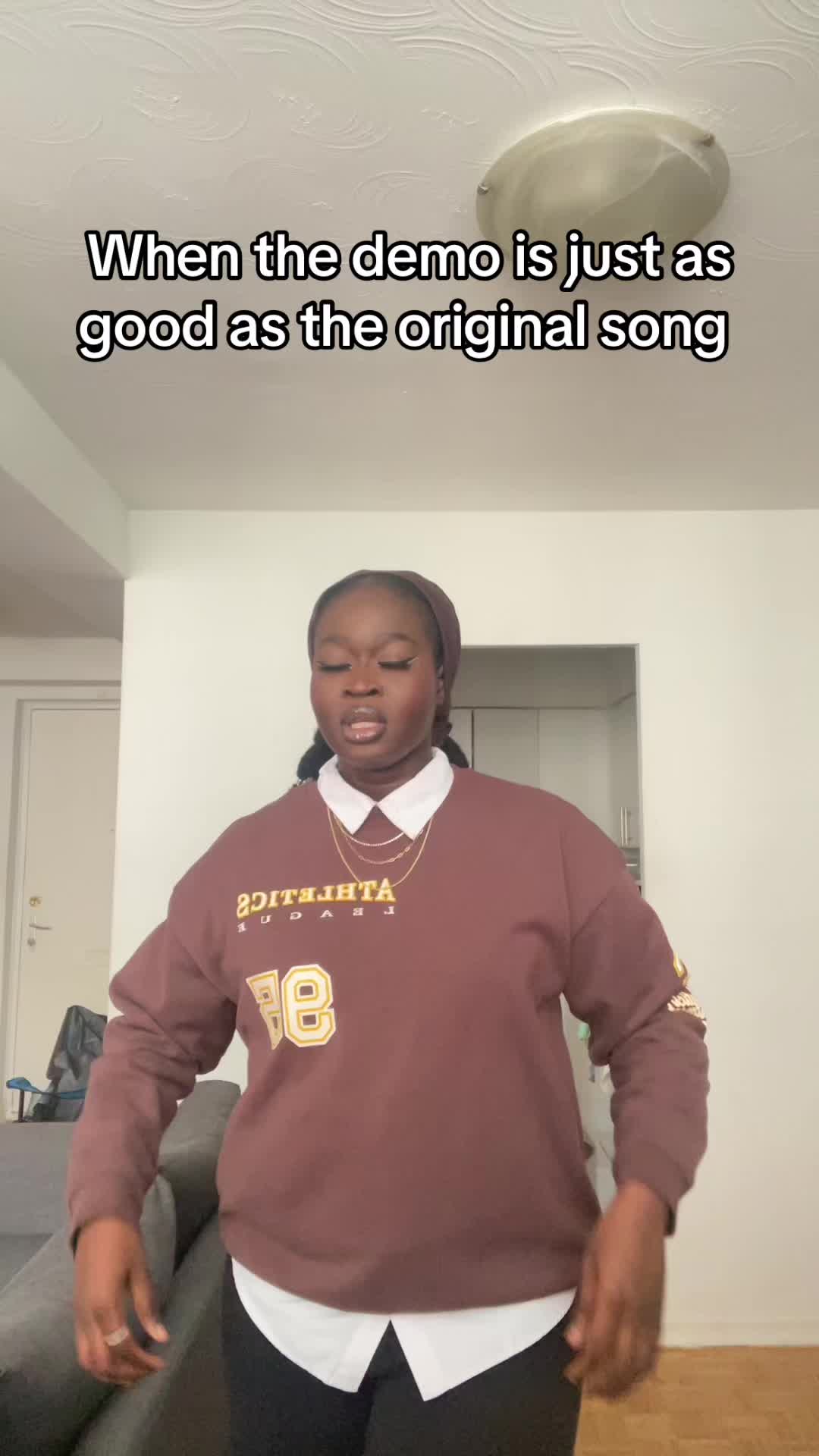 @Ayoereview
