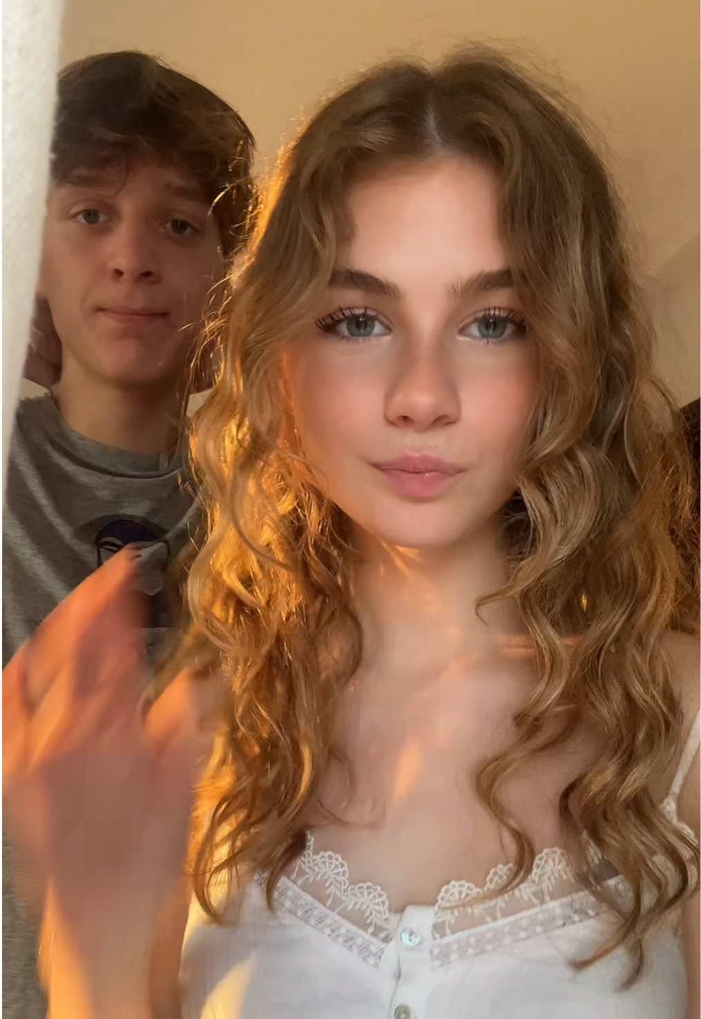 @domi