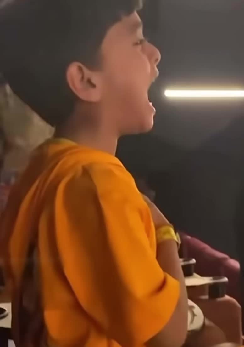 @vir8