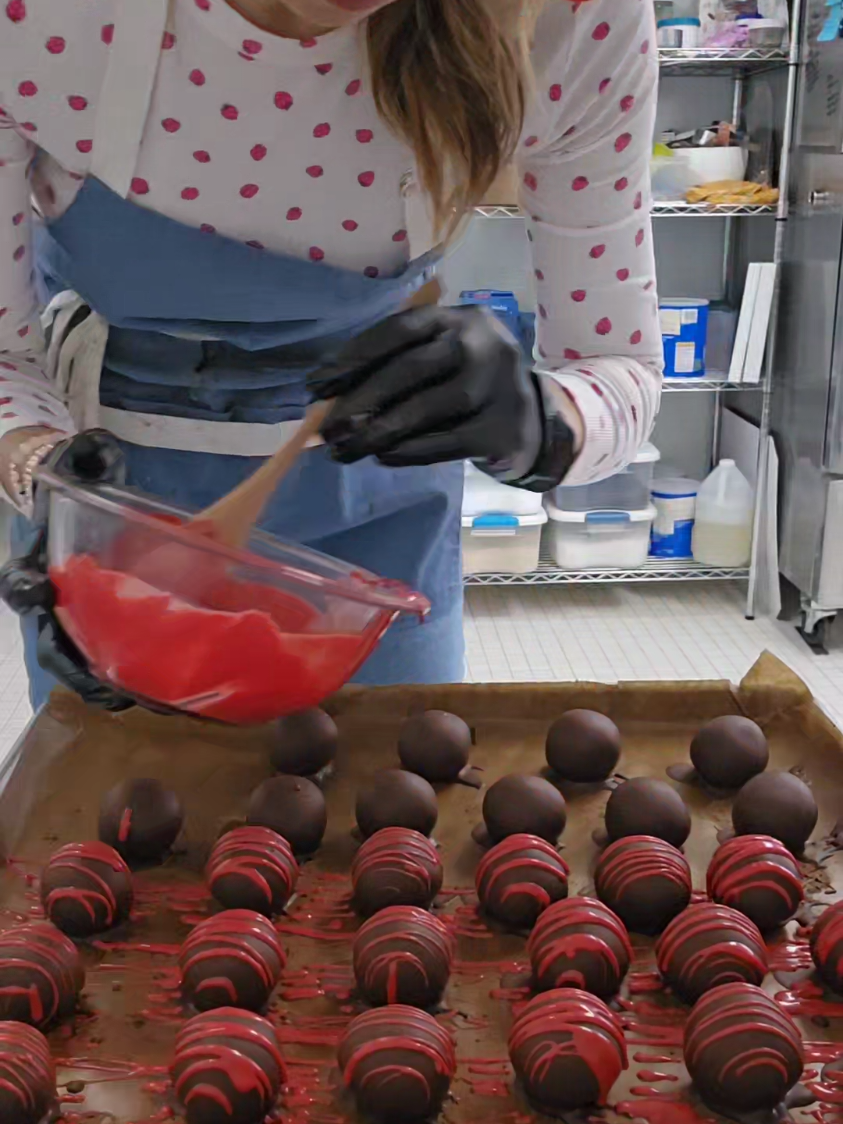 @thechocolatedogmn