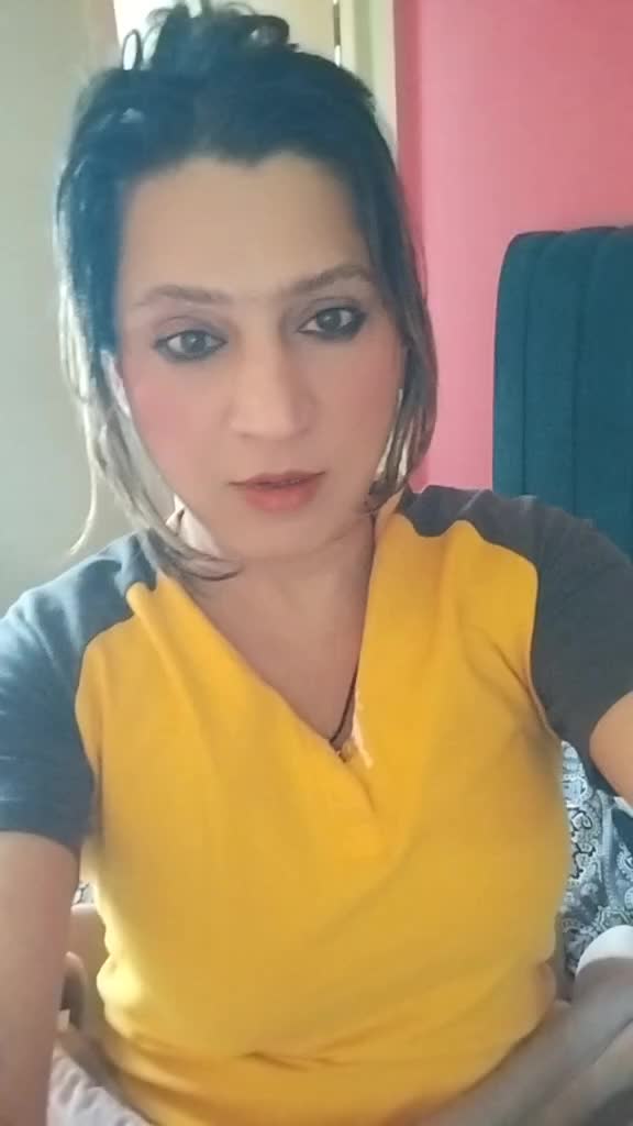 @annu_malik0