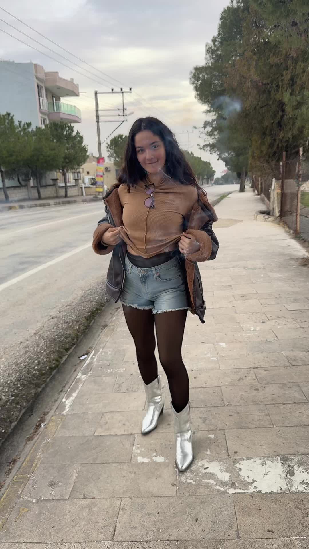 @Ayşen Çelik