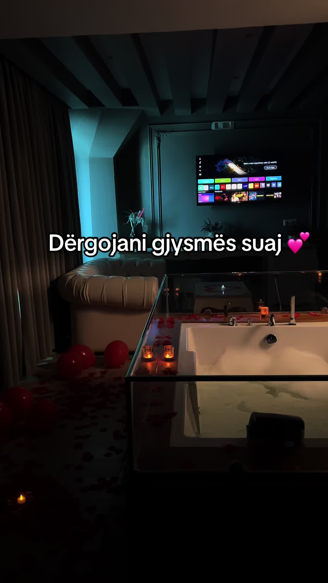 @hoteldaku