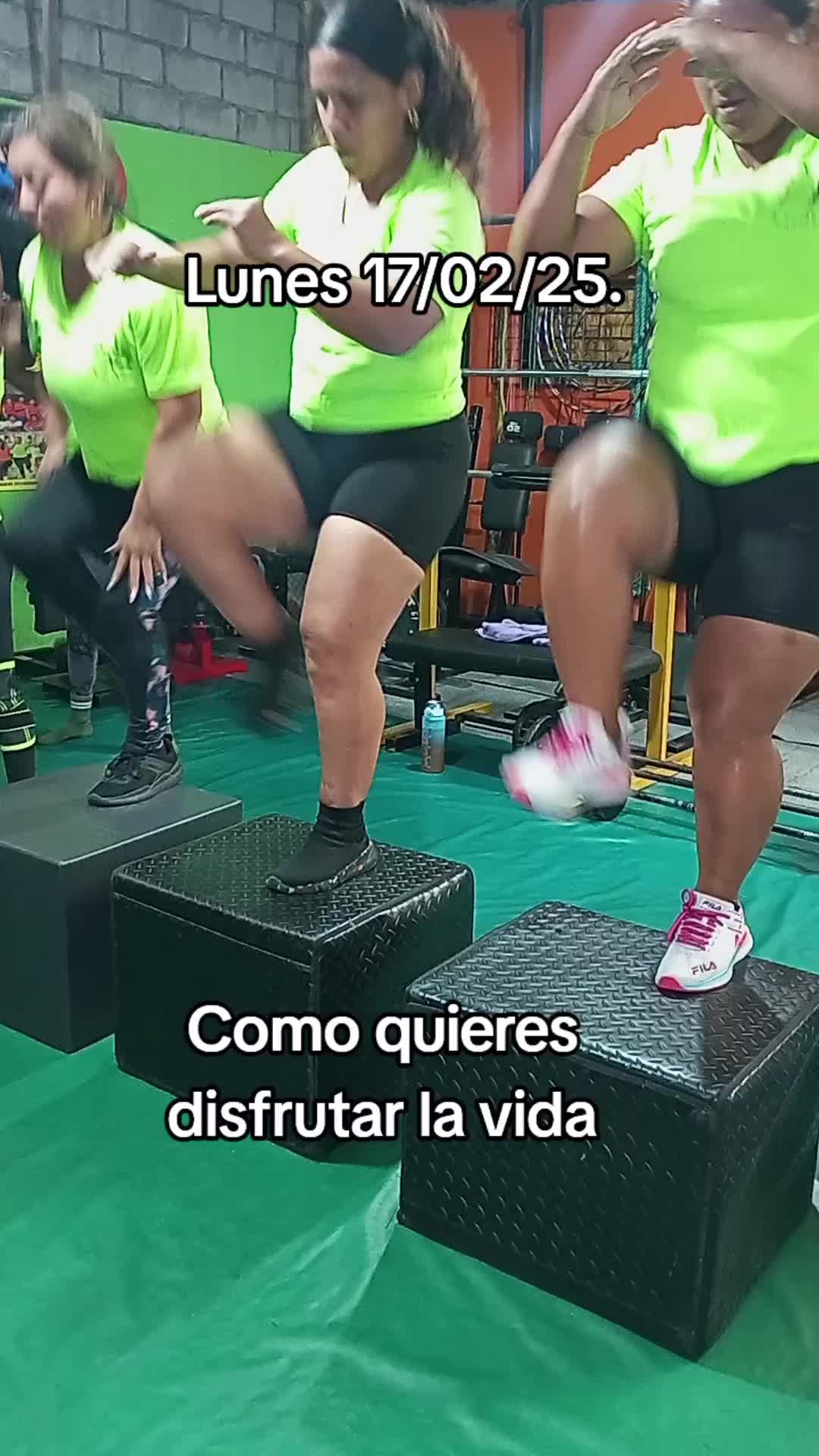 @Fit club 💪🏻💚
