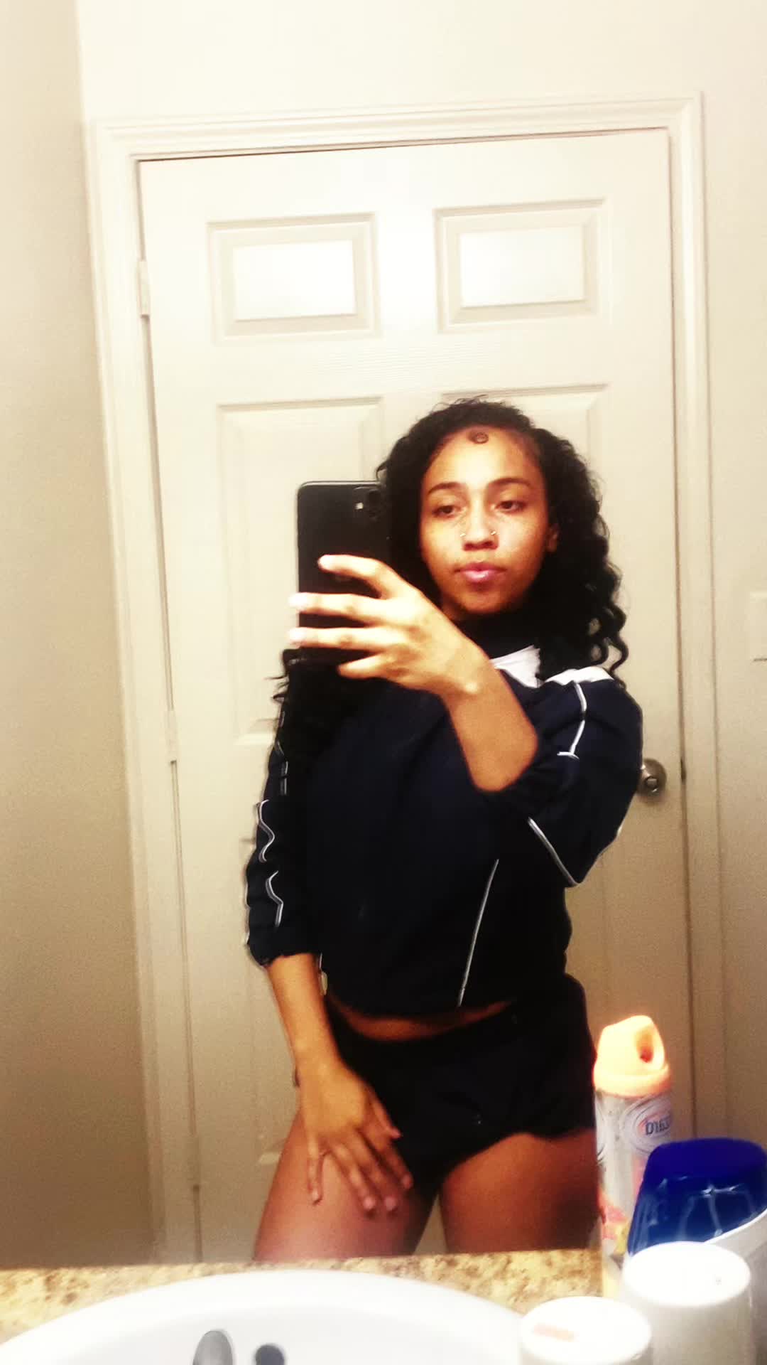 @x.meiyaa