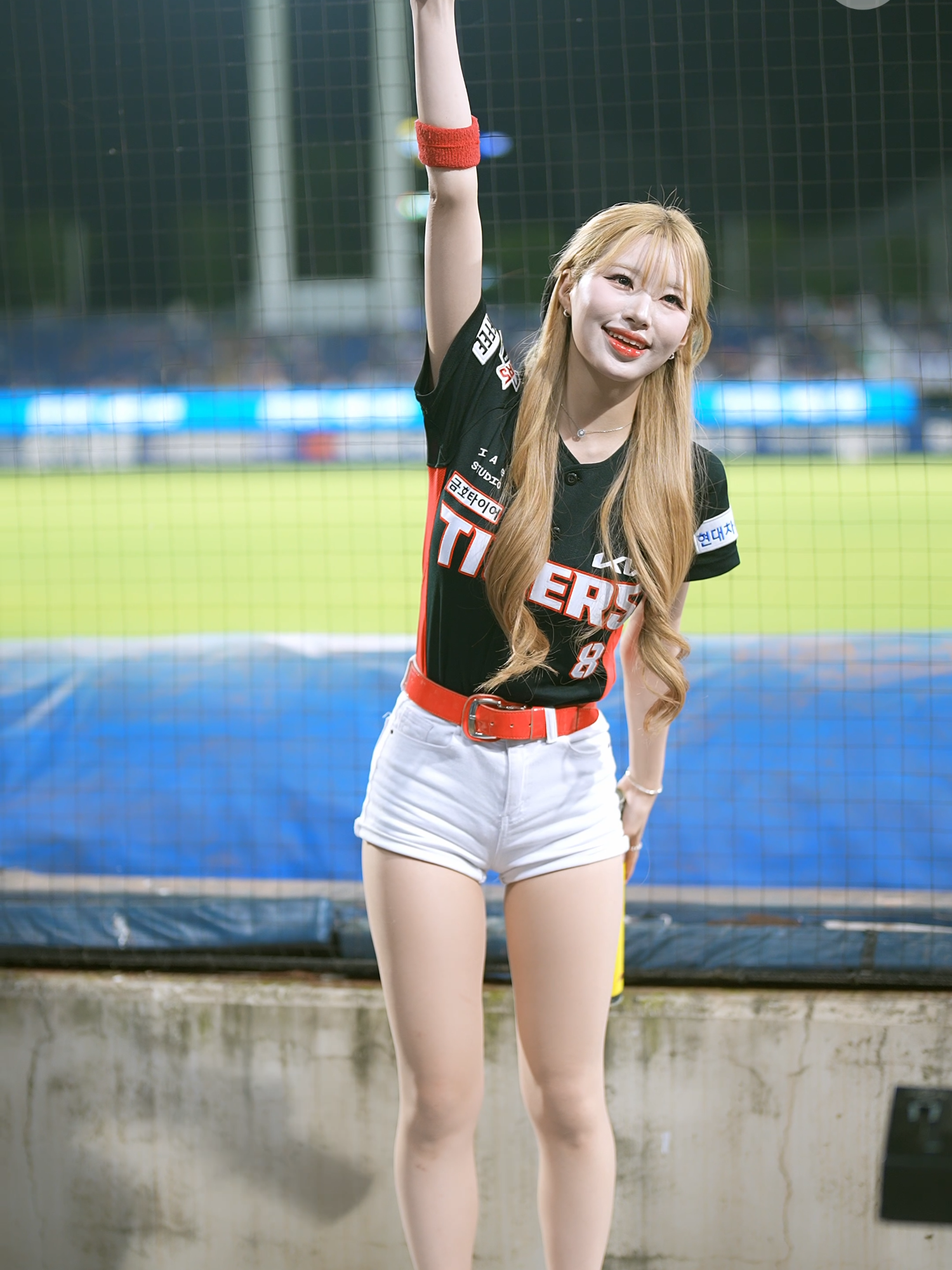 @sporty mango