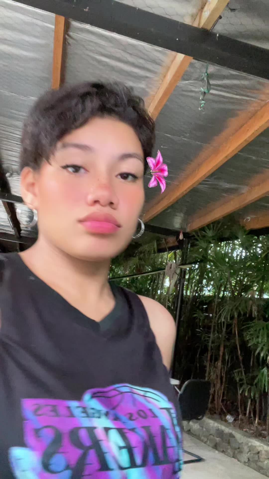 @Ellenoah