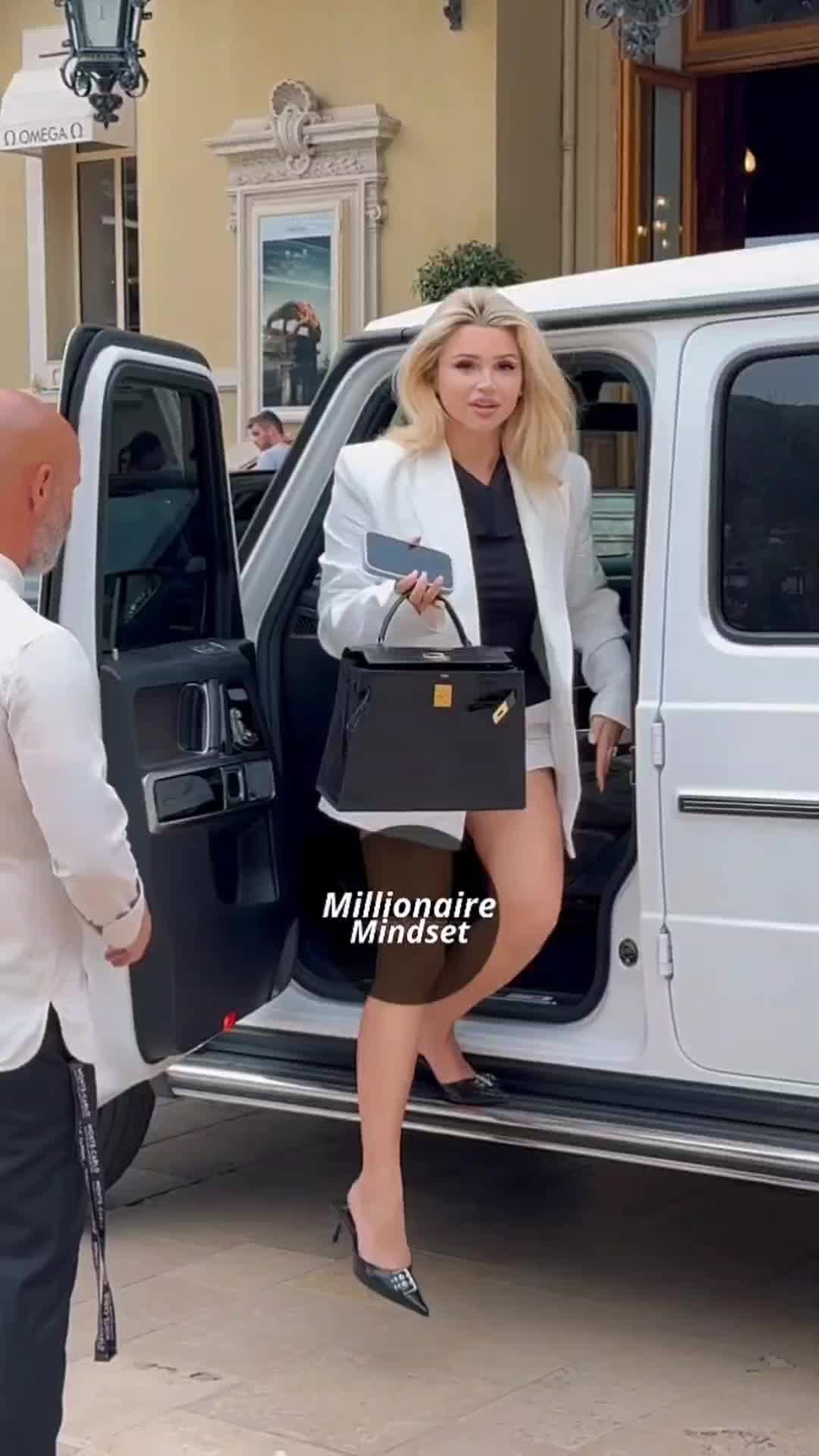 @Sketchora