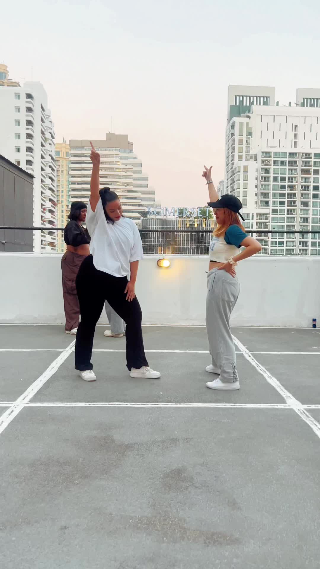 @Diana ديانا 다이아나 ⴷⵉⴰⵏⴰ