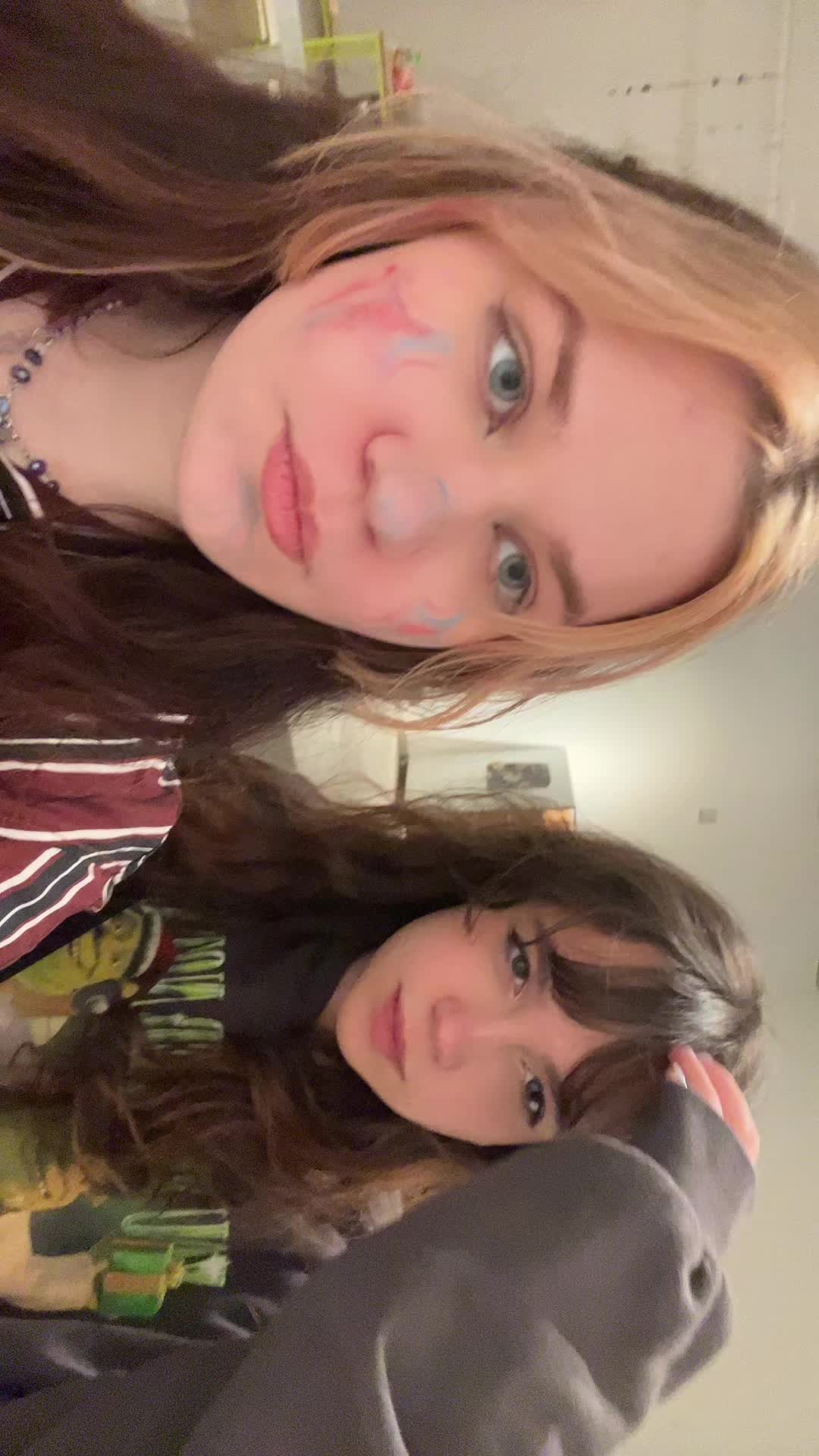 @Ника