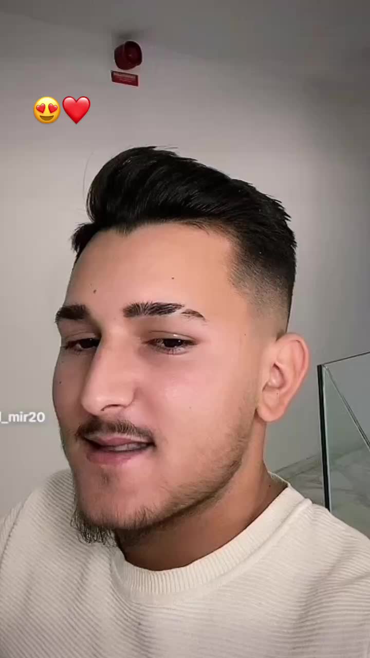 @Mir🤍