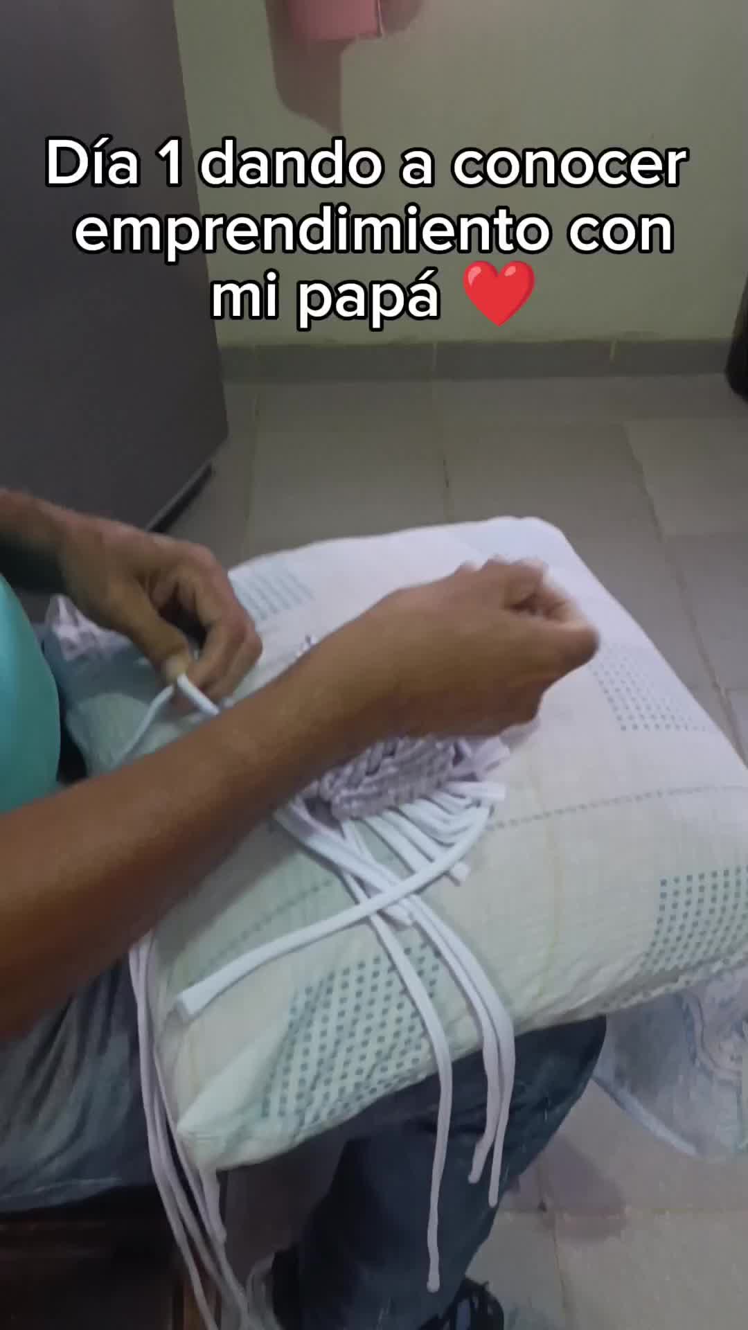 @unlunarbyessi