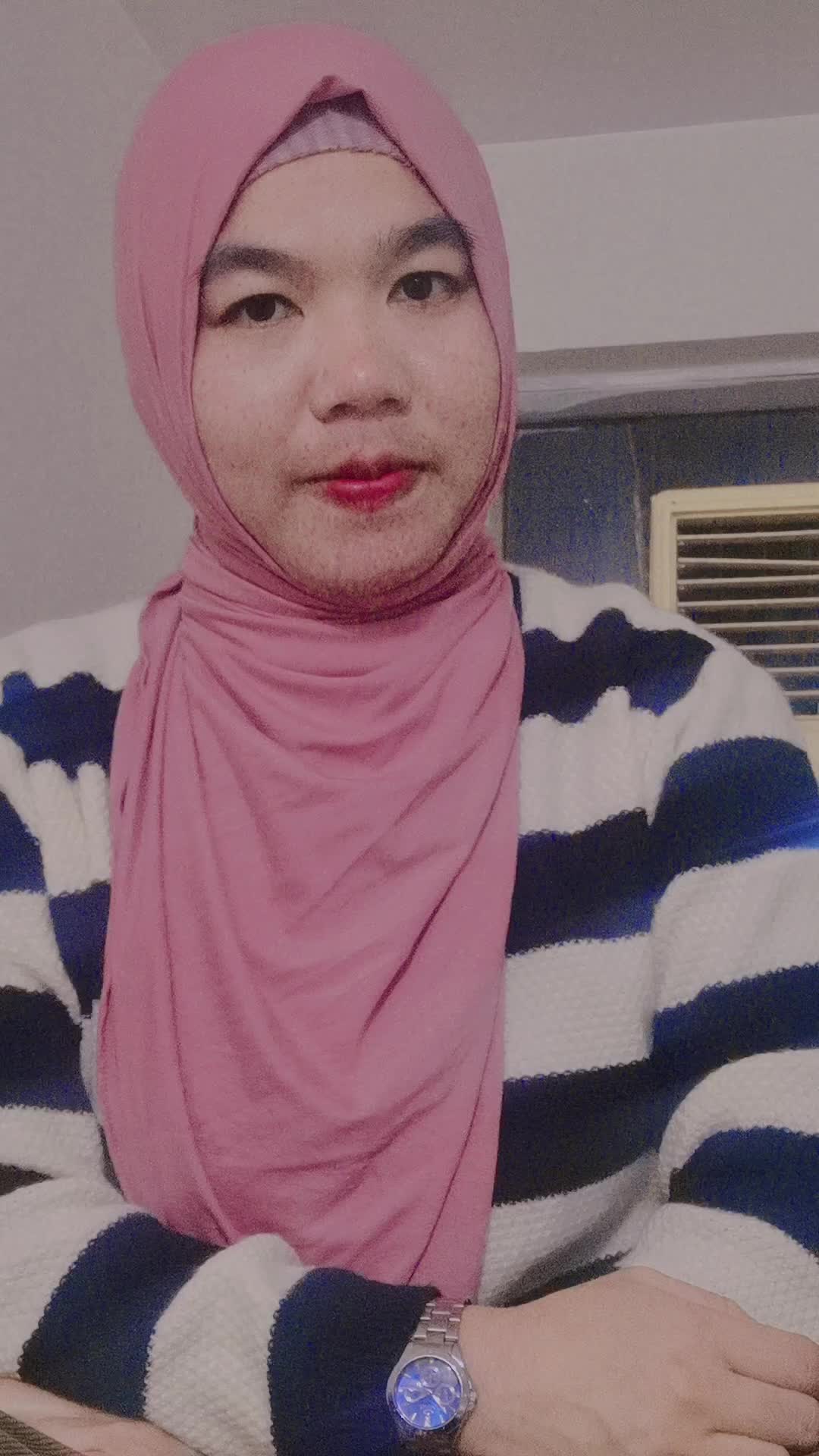 @Nhur