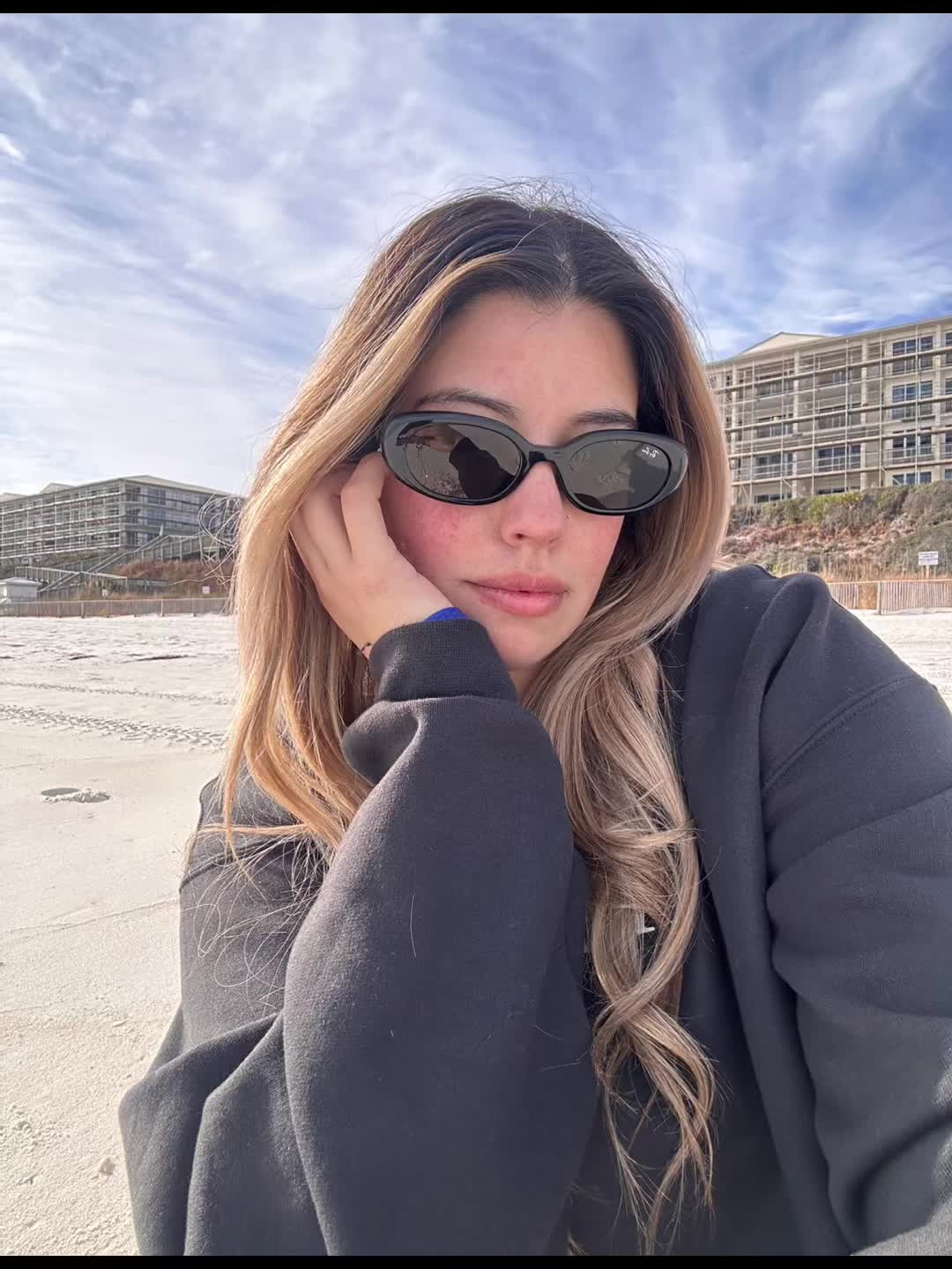 @YazzyLongLegs