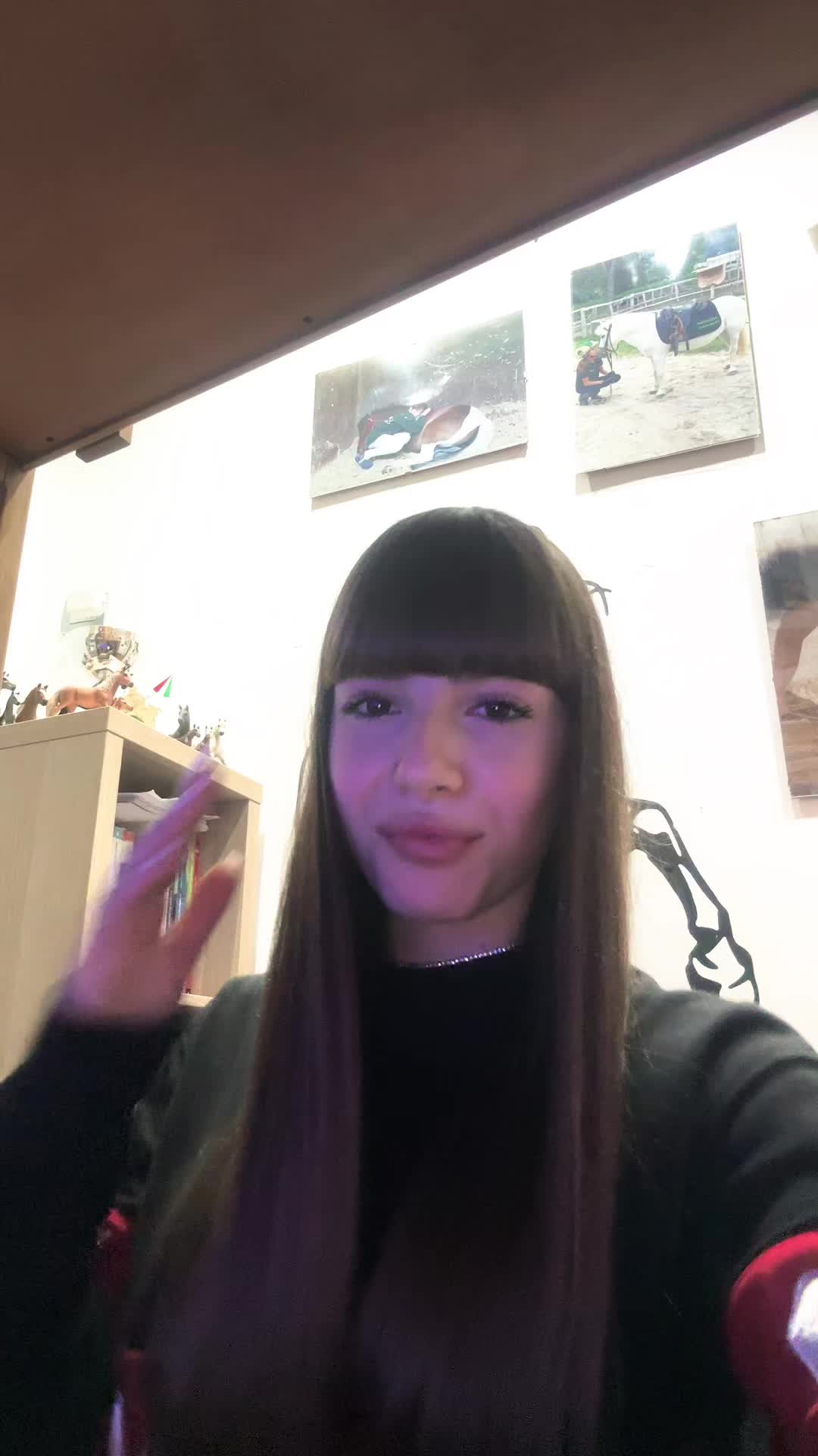 @M.i.r.e.l.l.a.