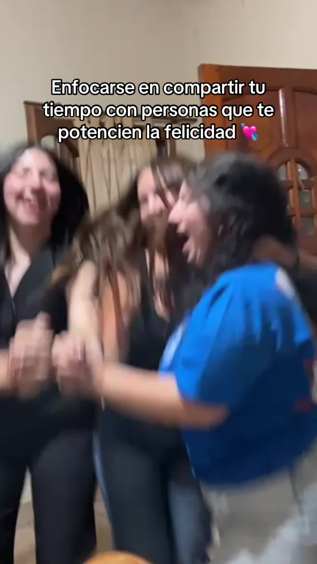 @Camila
