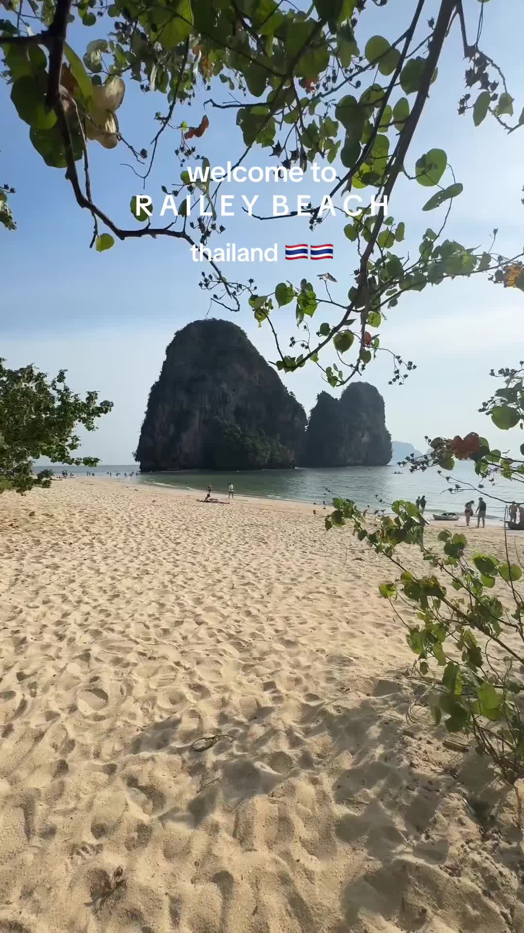 @lecuratedtravel